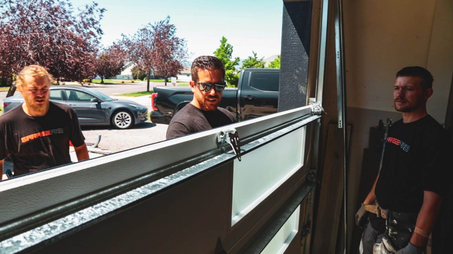 Garage-Pro.00_06_17_07.Still014