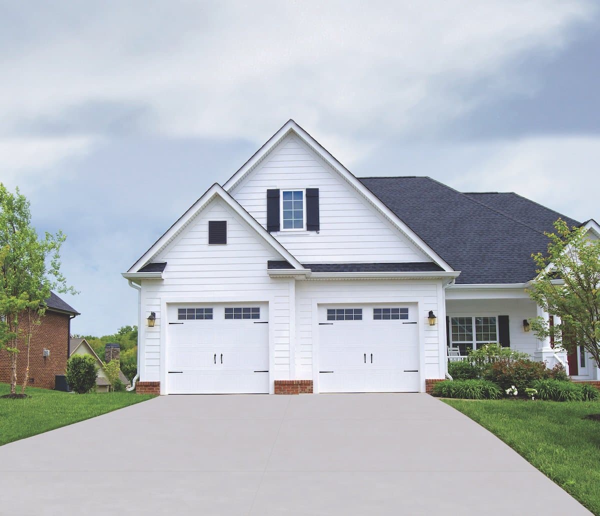 What to Do When Garage Door Won’t Close